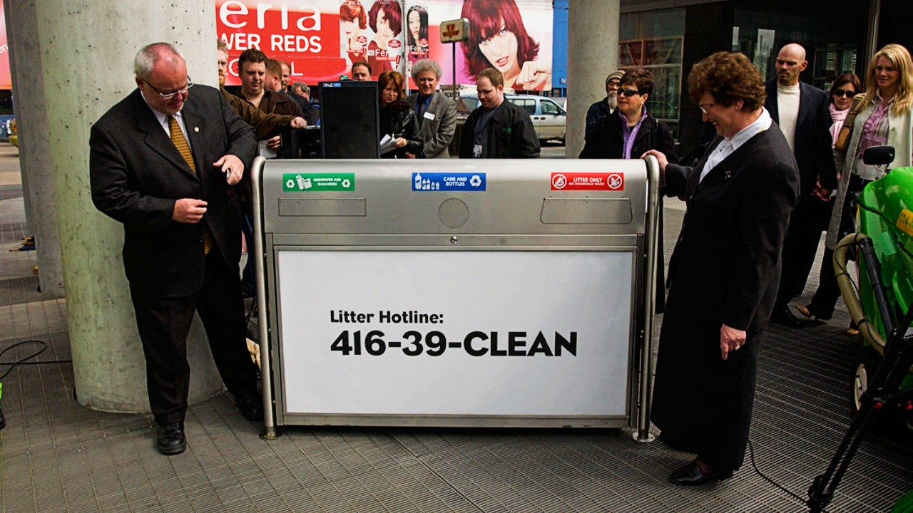 An image of a Toronto trash bin