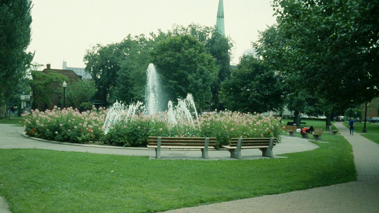 An archival photo of the Allan Gardens fountain, taken between 1980 and 1988