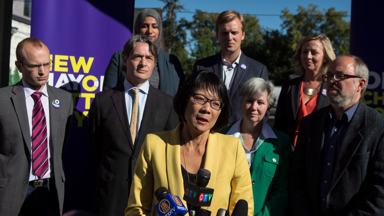 An image of Toronto politician Olivia Chow at a mayoral campaign event in 2014